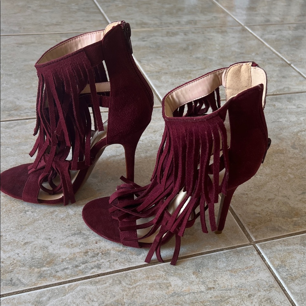 Fringe Burgundy Heeled Sandals - Picture 4 of 10
